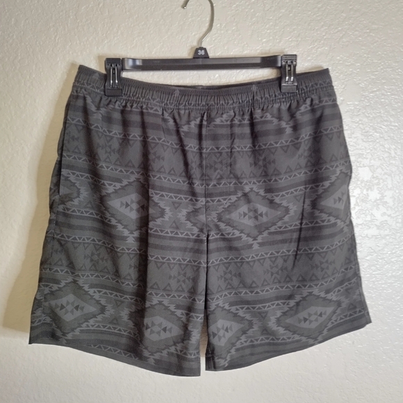 Chubbies Men's Shorts Ultimate Training Aztec Gray Compression Lined  7" XL - Picture 1 of 5